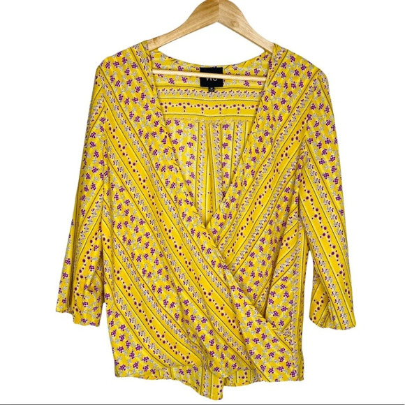 W5 Gold Yellow Floral Boho Surplice Blouse Women’s Size Medium - Picture 1 of 9